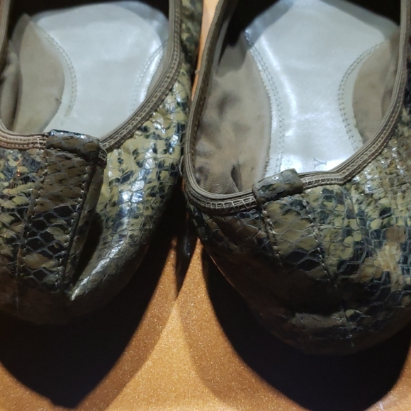 Shoes - Picture 6 of 6